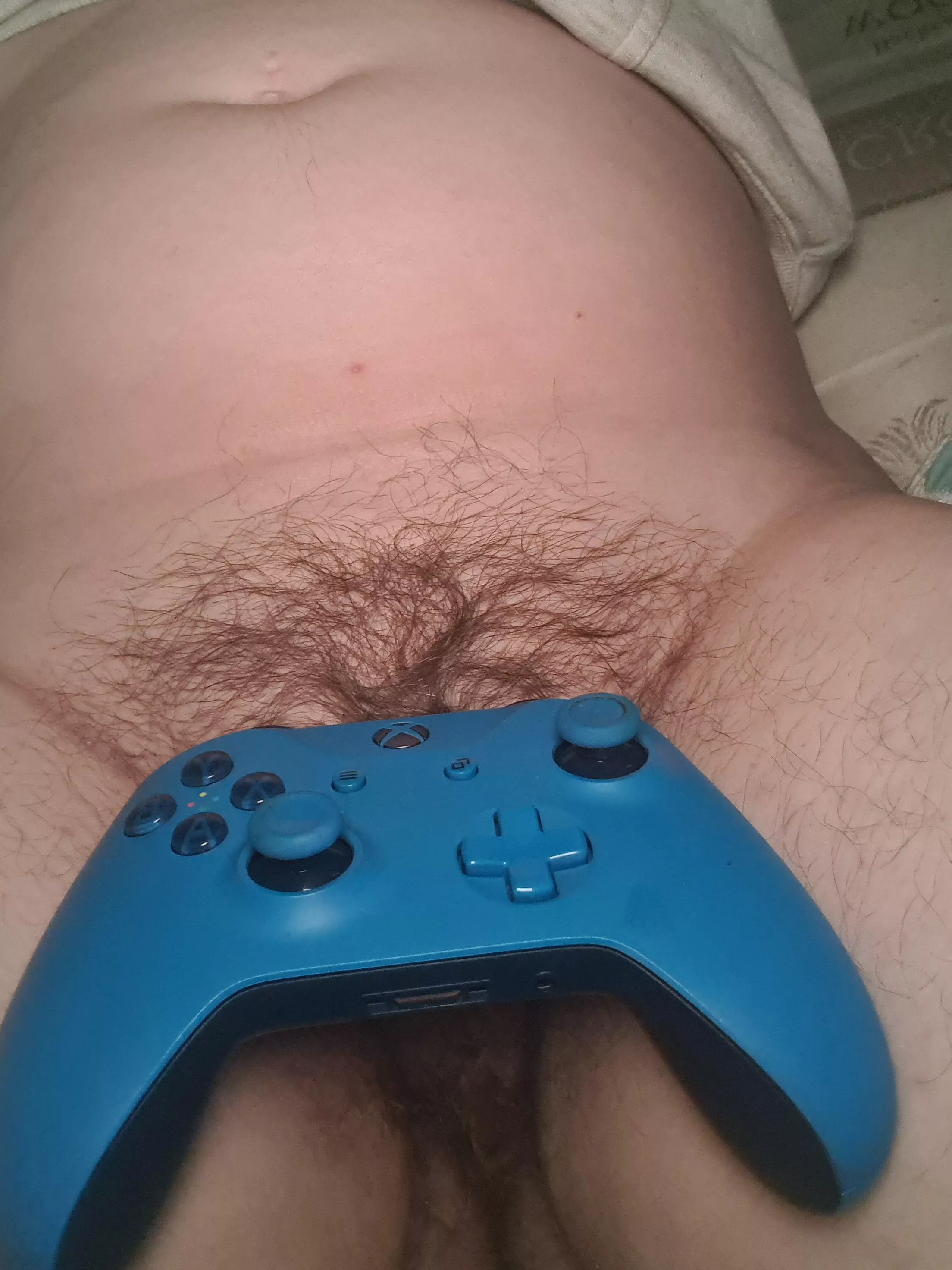 who wants to suck on this hairy pussy while I'm gaming 😜😈 posted by winterangel0304