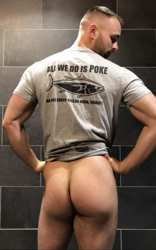 Who wants to take me down to the poke shack? by ConnorTheOtter69