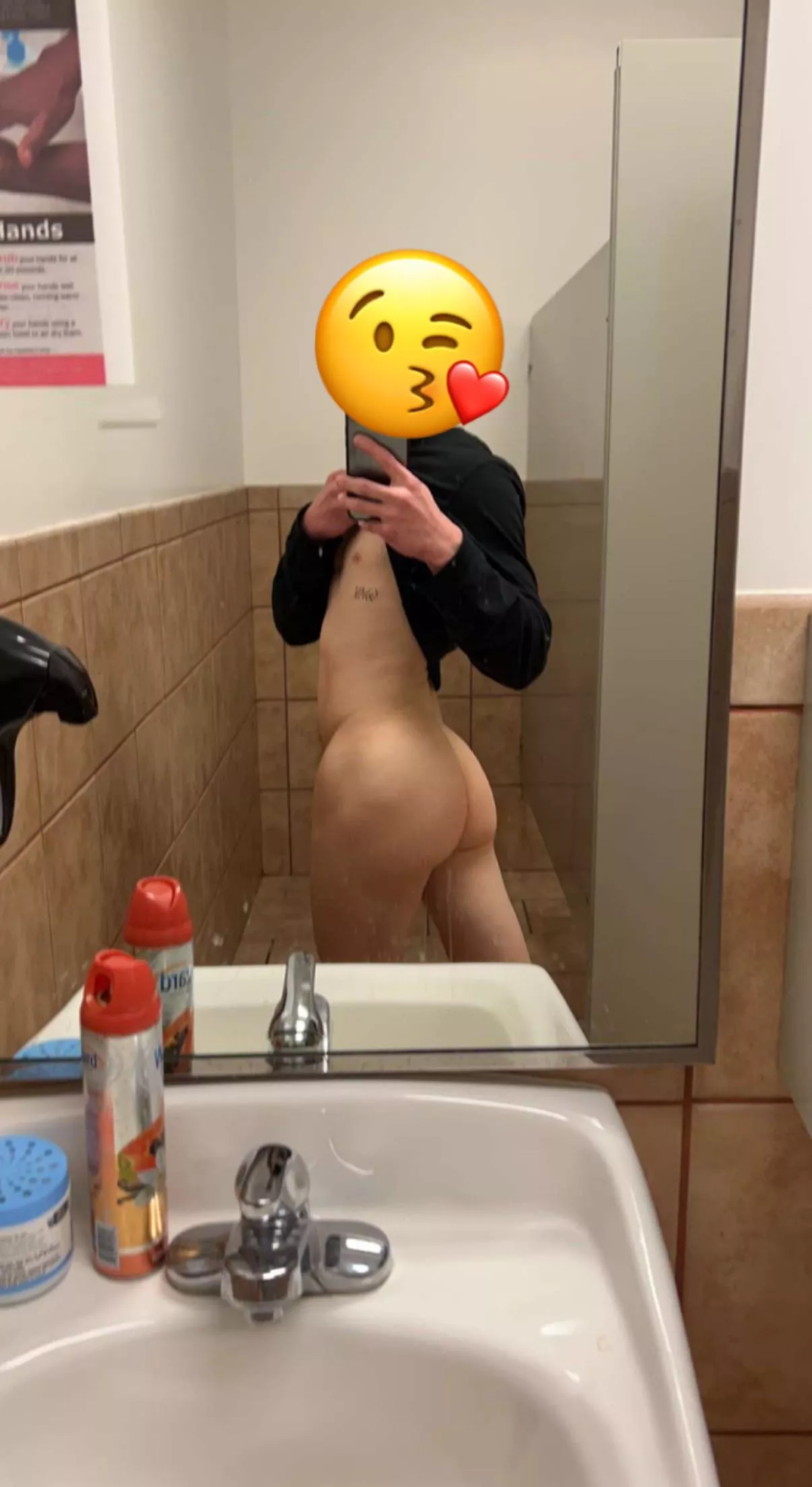 Who wants to take my virginity? posted by Mabel412