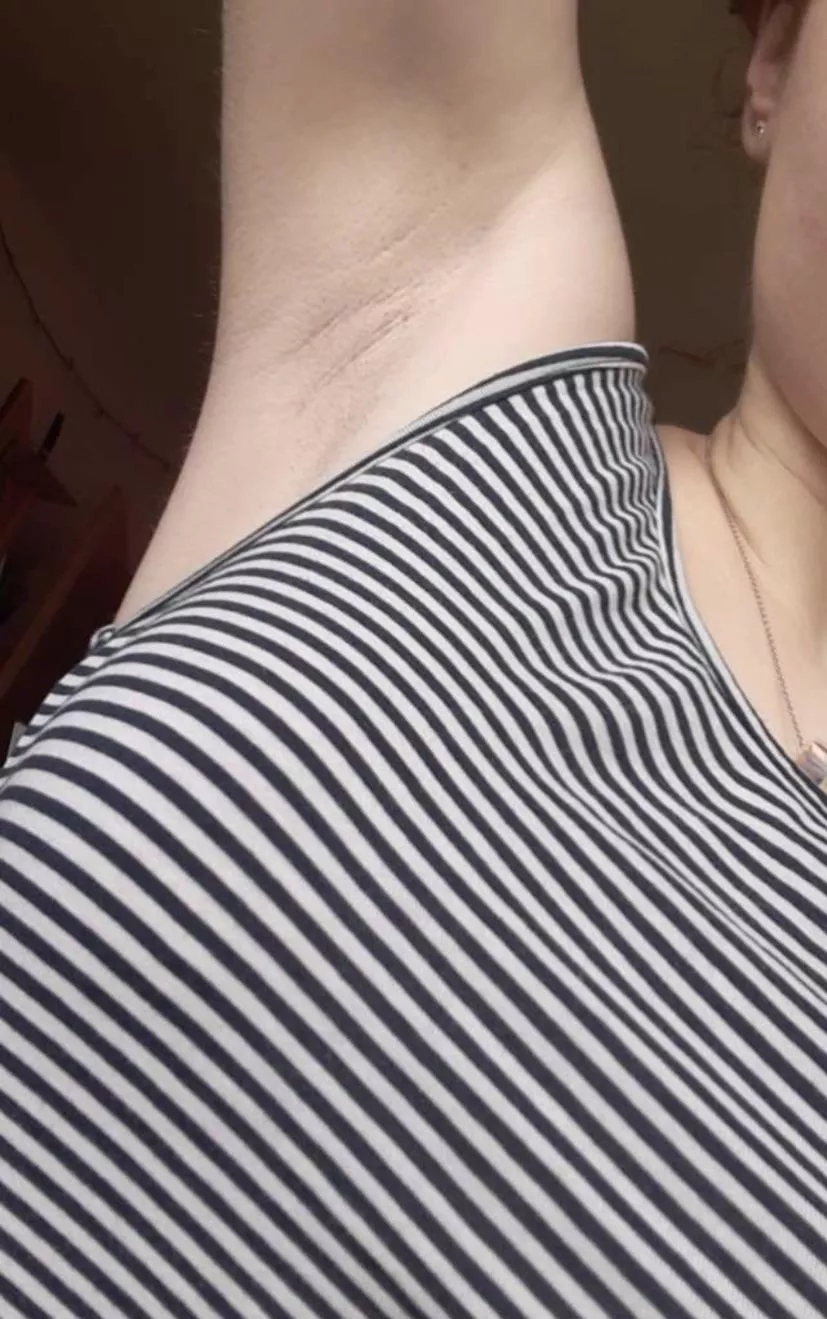 Who wants to trade with my gf? posted by karl_essss