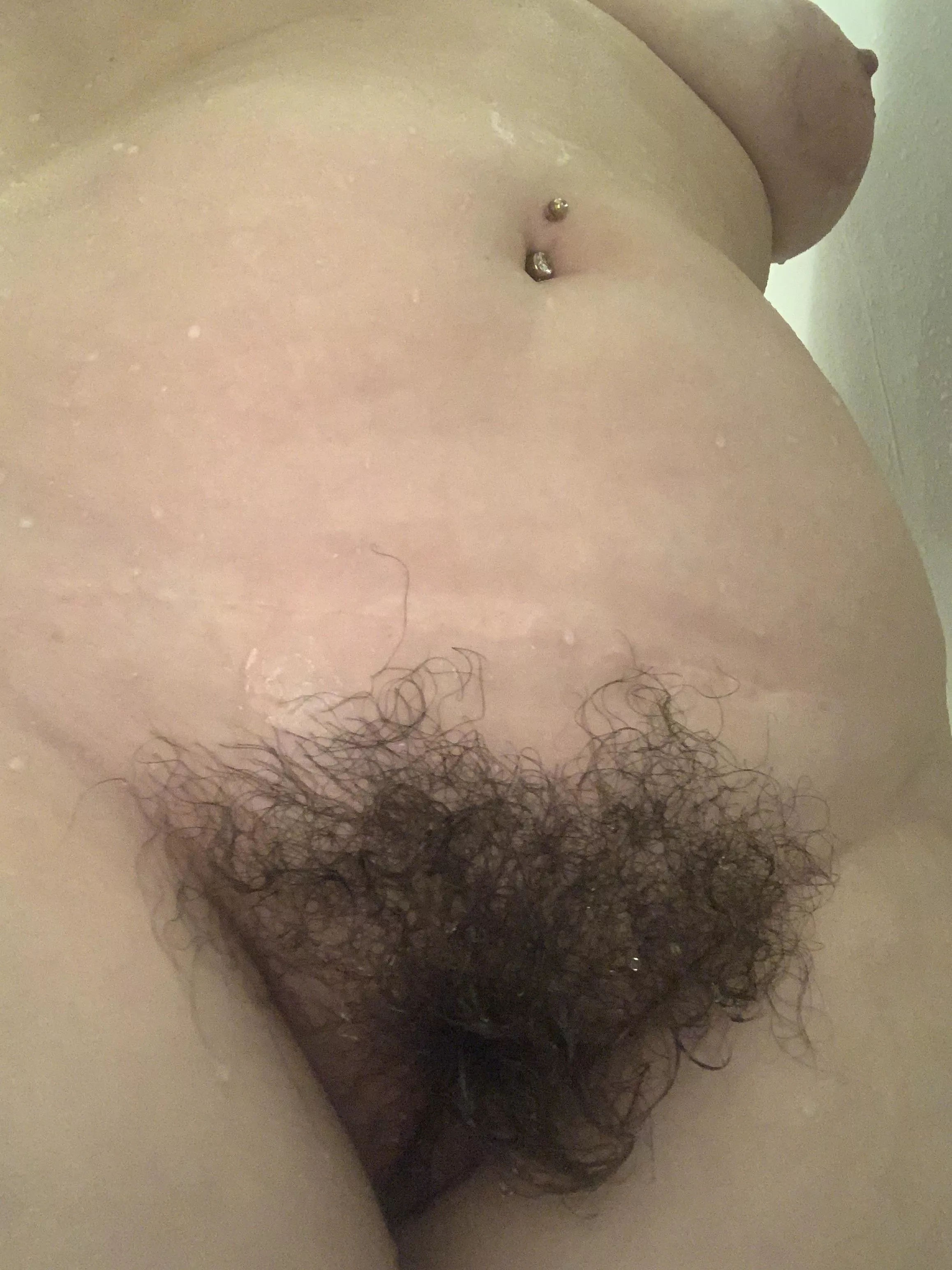 Who wants to wash me up?? posted by badgirlundercover