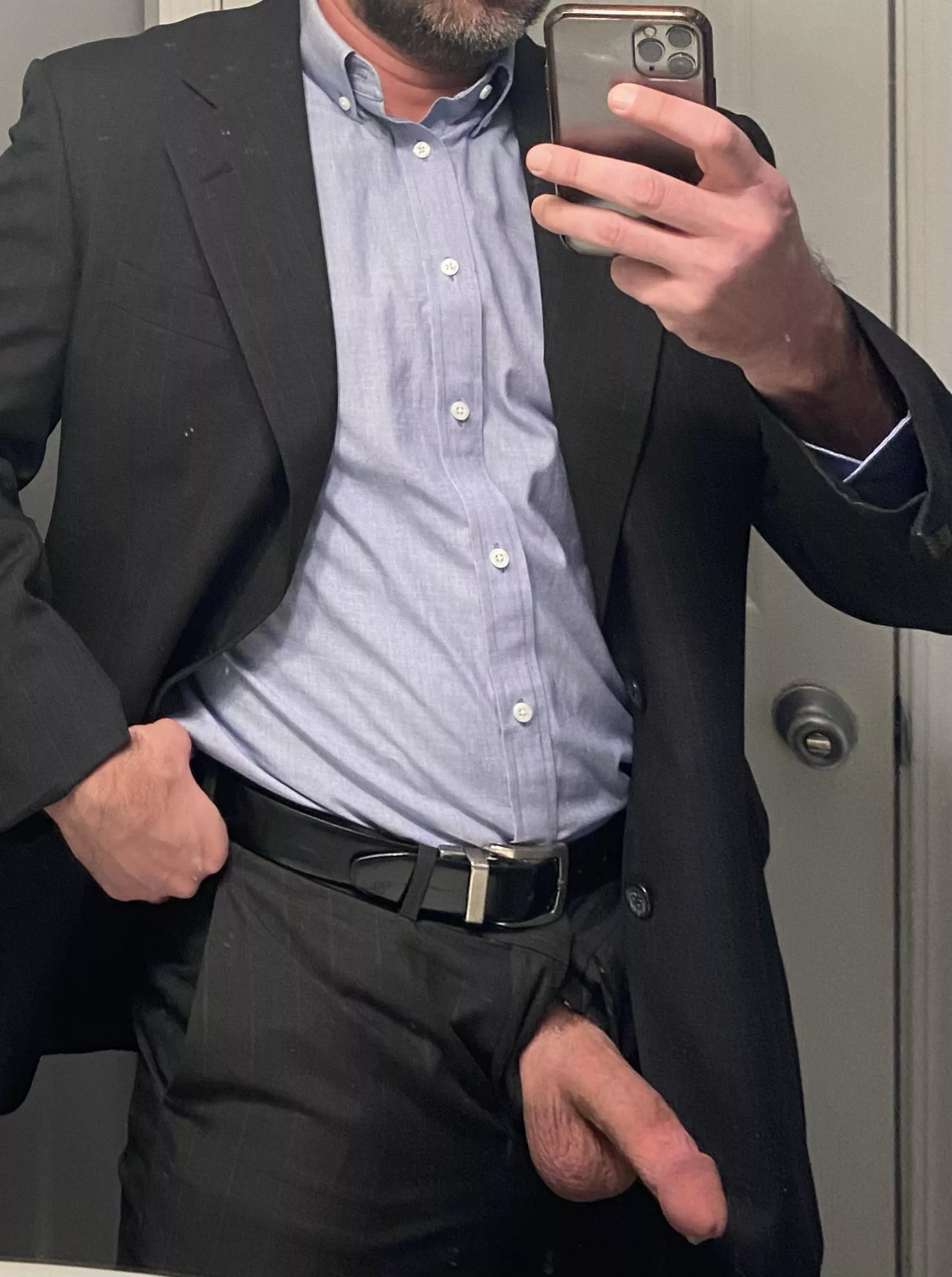 Who will stay late for work today….see the tip?(44) posted by reallyweakdadd