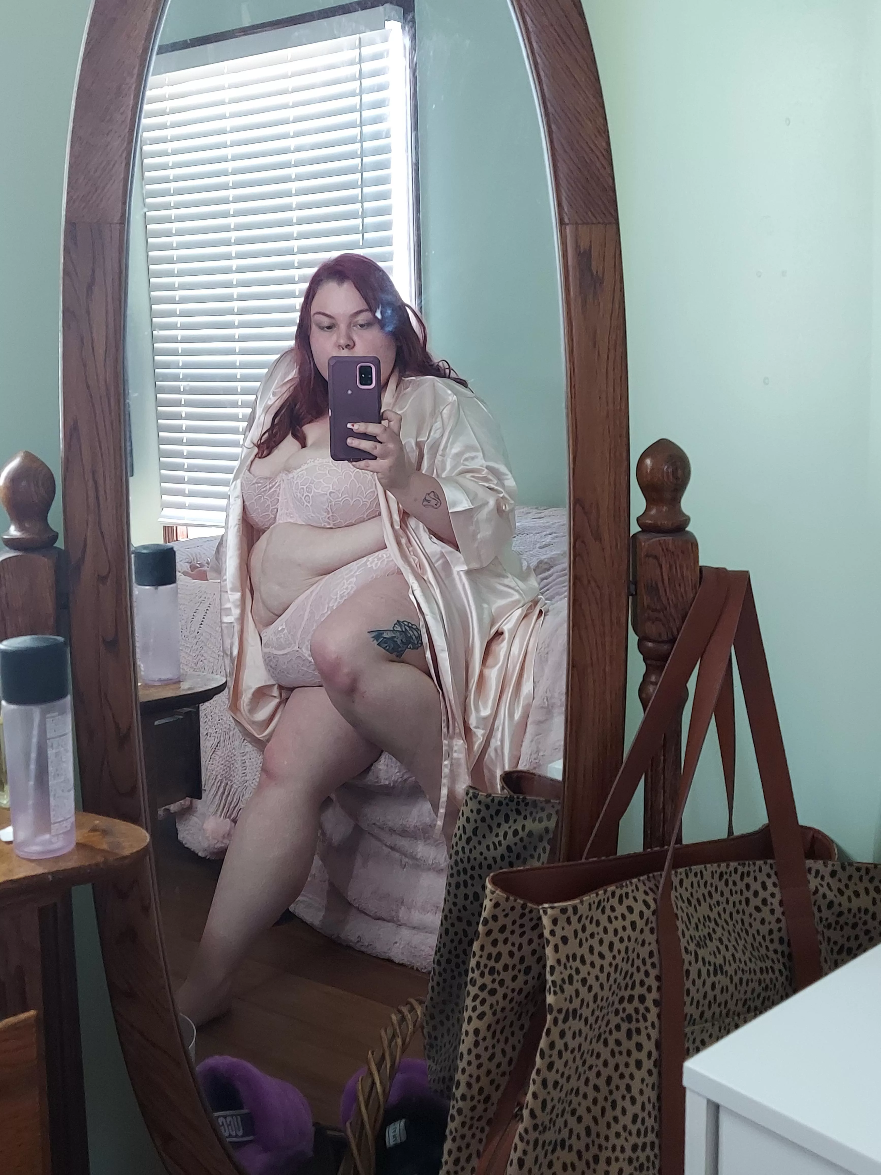 Who would watch me eat dinner? posted by Miss_Rae1999