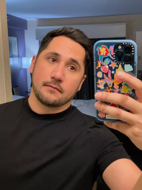 Who wouldn’t take a little validation on a Friday night? by diabasic