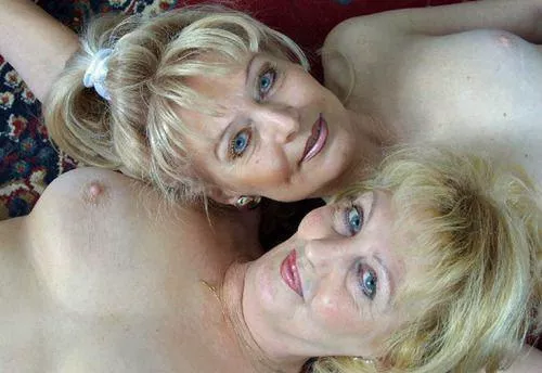 Who you choosing? Top or bottom? It’s top for me. posted by Kep1Hern