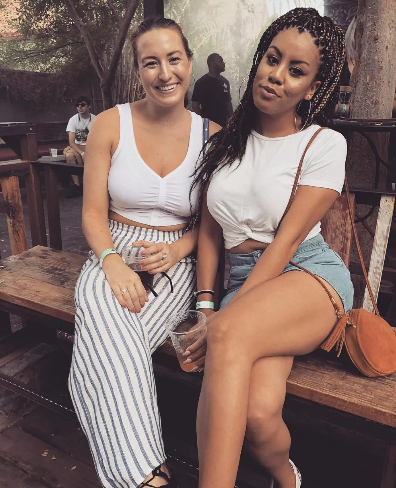 Who you going for at the bar? [2] posted by baperman48