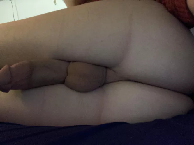 Whod fuck me in this position by urmomslefttestical_