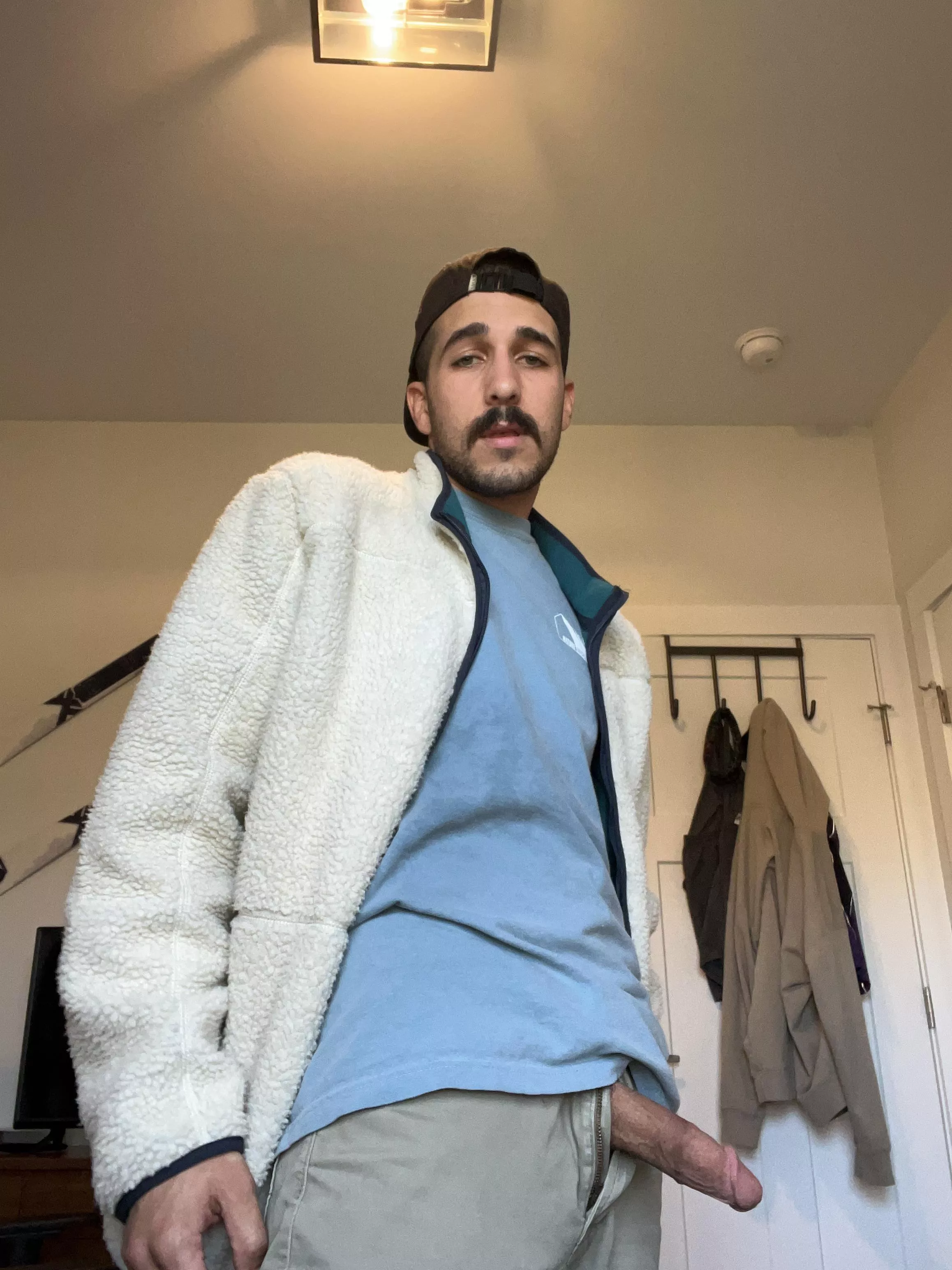 Who’d let me stick it in? 👅😏 posted by Inevitable_Matter_86