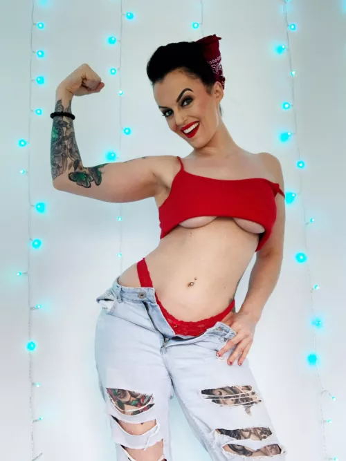 Whole lotta Rosie (the riveter) 😉♥️ by tealeaf_11