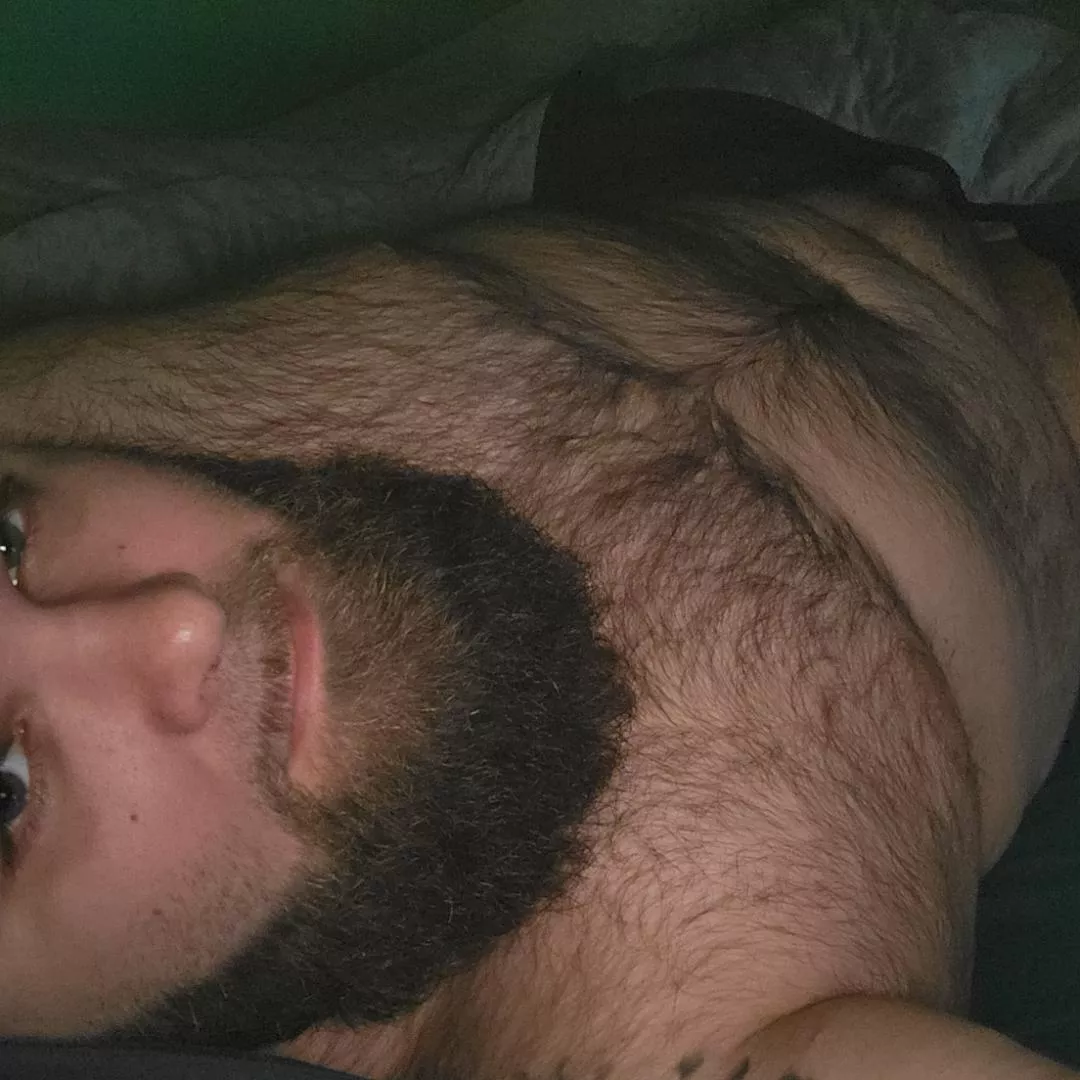 who's awake with me? 🤔 posted by SpliffyLongstocking