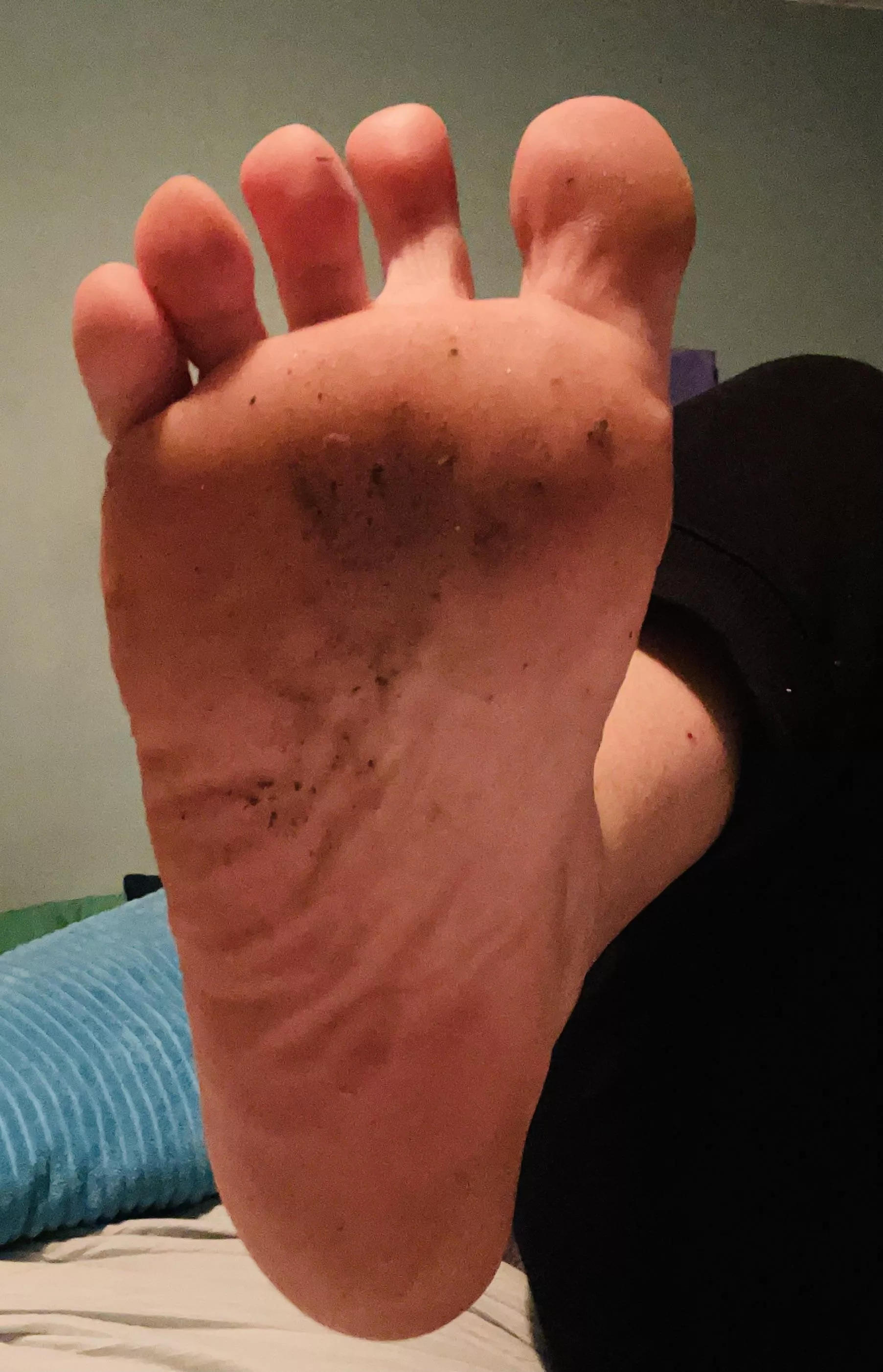 who’s cleaning these? 😛😛😛 posted by cutieboobz