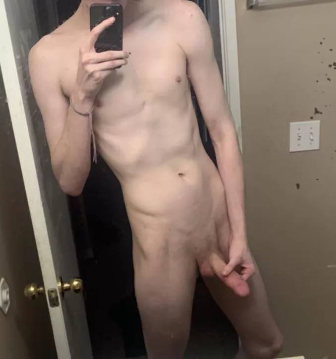 Who’s down for some fun? posted by sixfootaddict