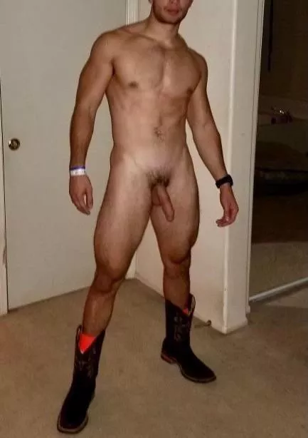 Who’s down to save a horse and ride a cowboy instead? Lol posted by Manthonyjock13