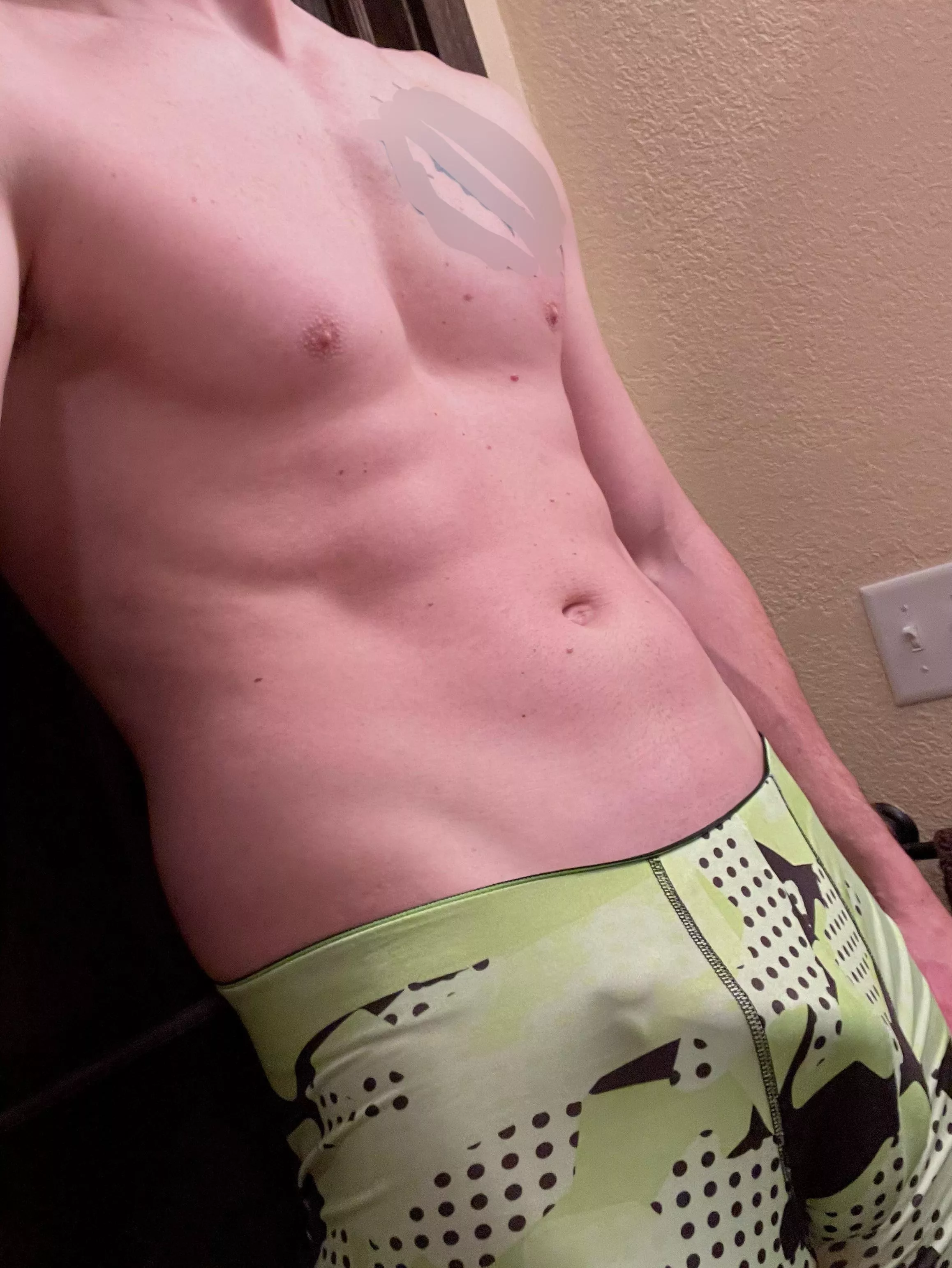 Who’s favorite color is green? posted by oliver_klosehoff