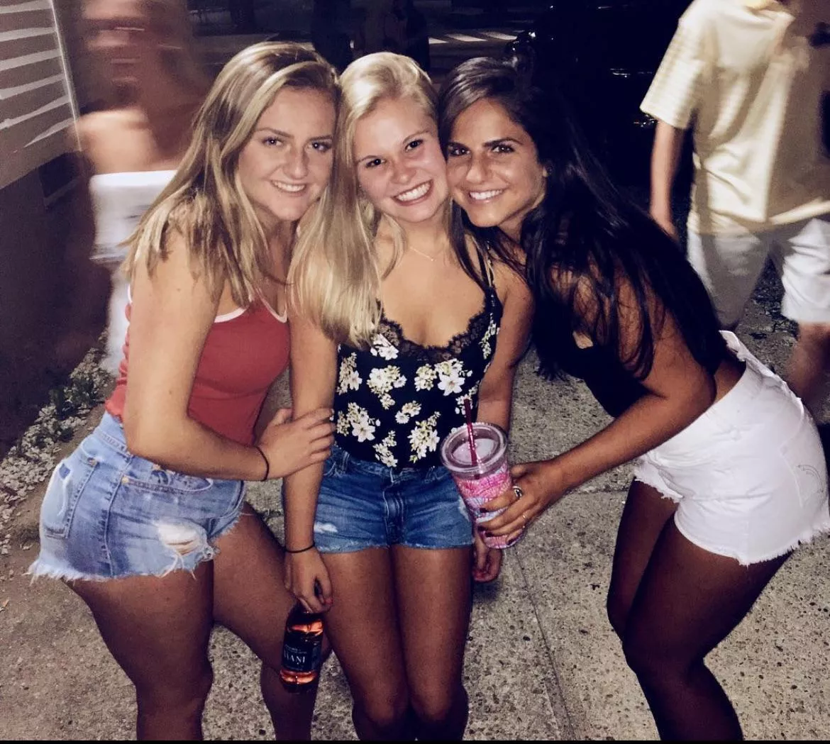 Who’s getting fucked - and how? posted by Wteller1234