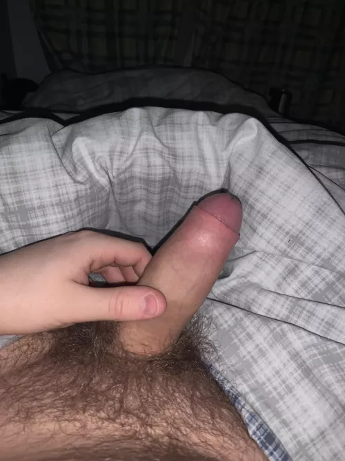 Who’s getting in to bed with me by fiestyone673