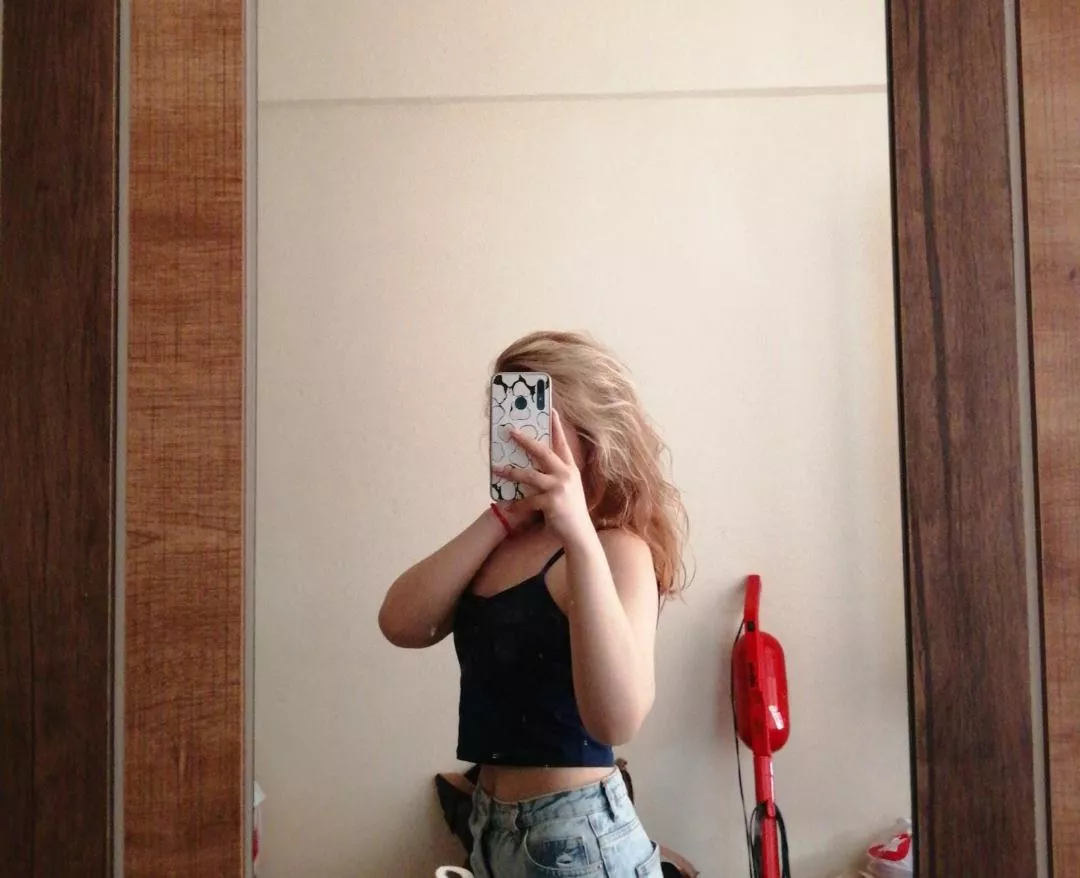 whos gonna jerk tribute for my gf, I send nudes with face and blowjob kik erimex77 or dm me posted by BreadSouthern