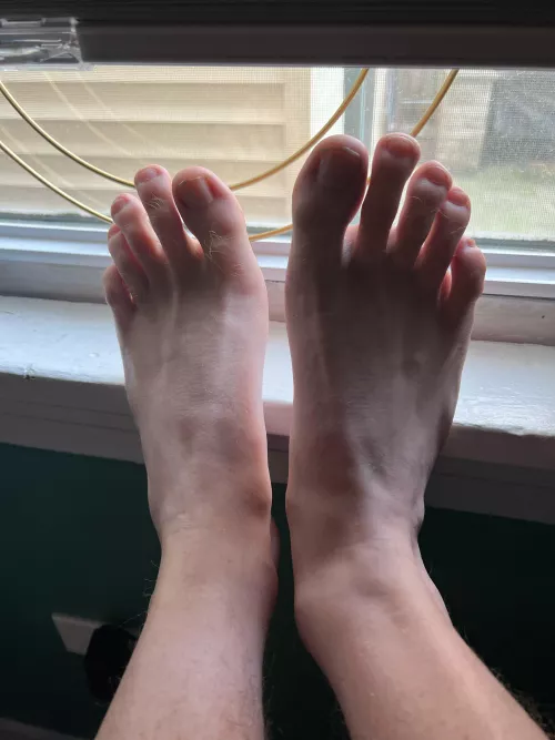 Who’s gonna worship my straight construction feet? 😈 by twoguysfeet