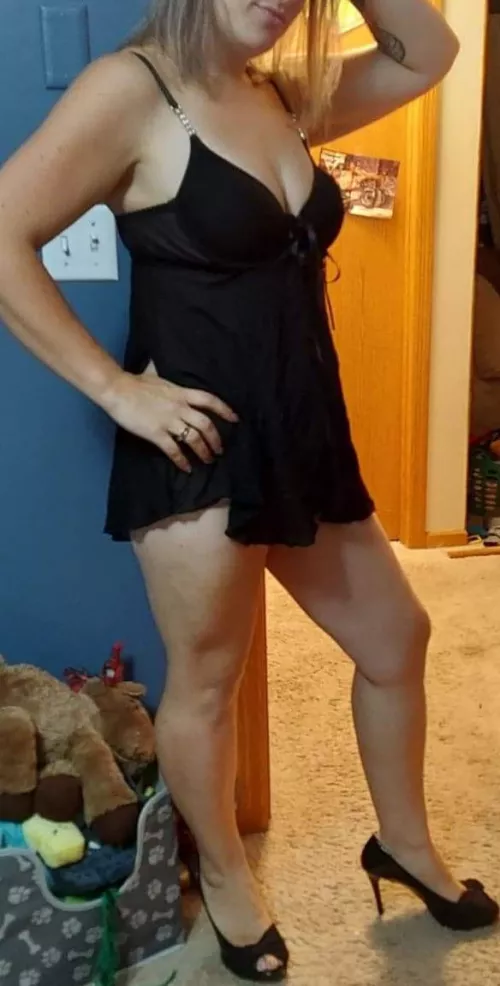 Who’s joining me 😘😘 by Sexymilf34