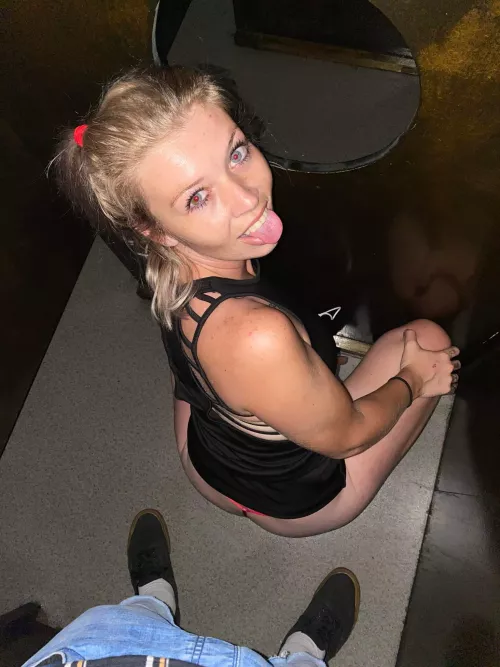 Who's meeting me and lining up? 😈😉💦 by Thin-Day-6777