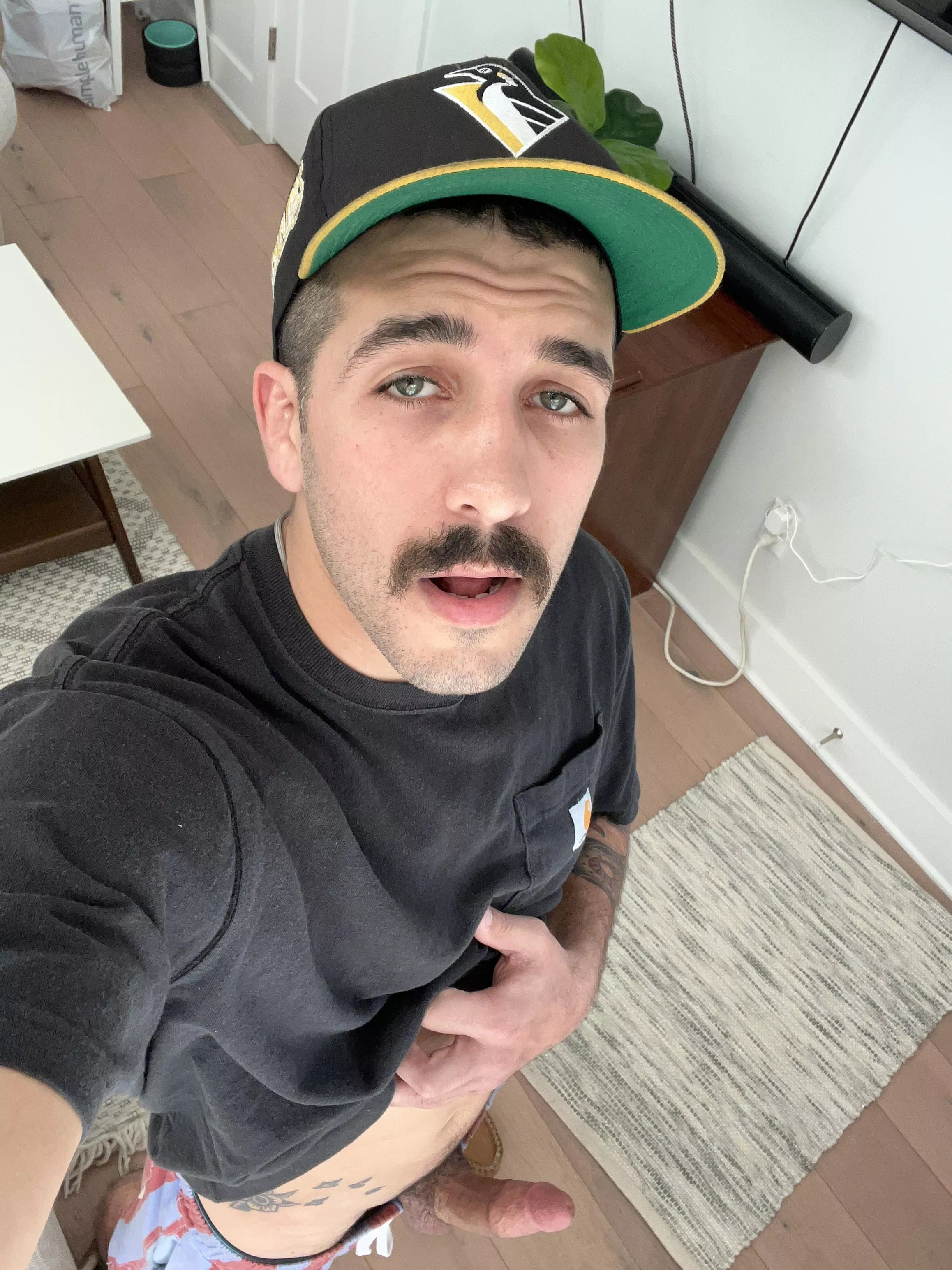 Who’s on their knees? 💦 [24] posted by Inevitable_Matter_86