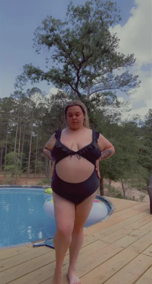 Who’s ready for naughty swim content 😈 by Plus_Babygirl