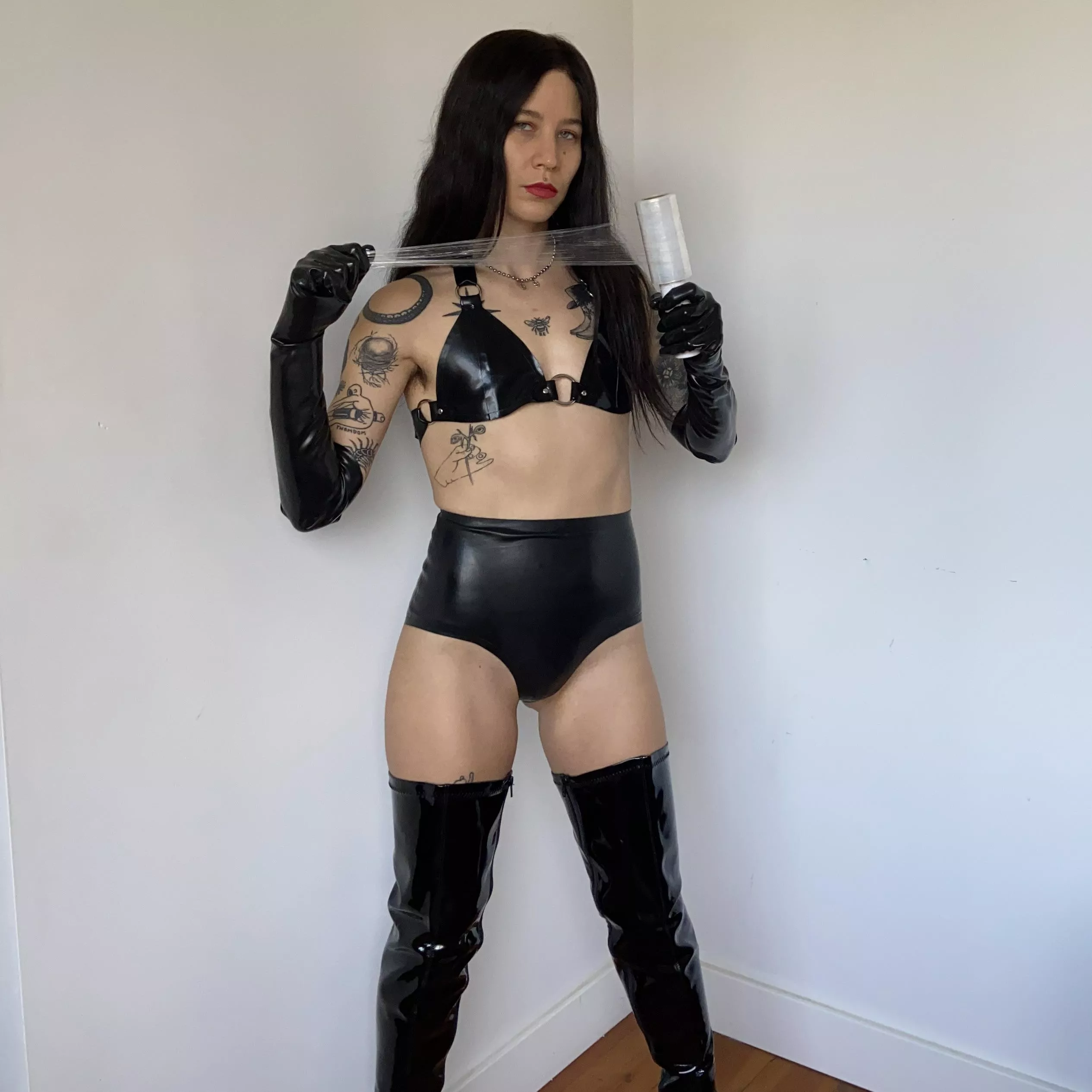 who’s ready to be intoxxed and wrapped to a table so i can have my way with you? nothing like consent non-consent play.. posted by servemickey