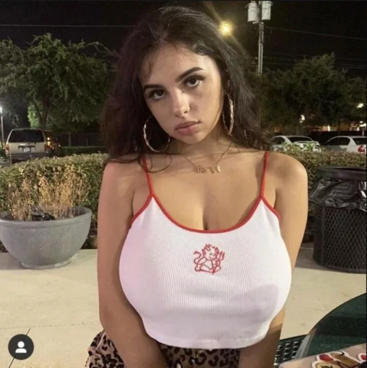 who's this? posted by EpicEmi