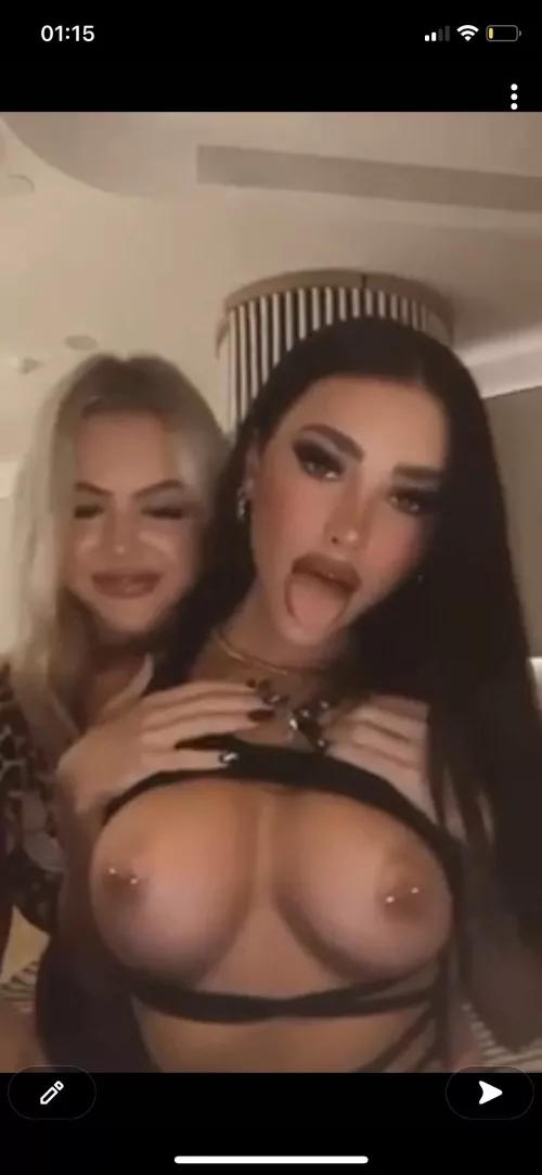 Who’s this by MonkExpress4662