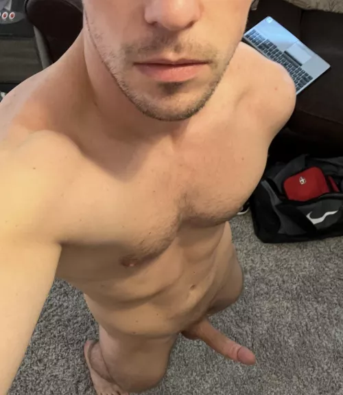 Who’s up late and needs a new fuck toy… by redditguy1992a