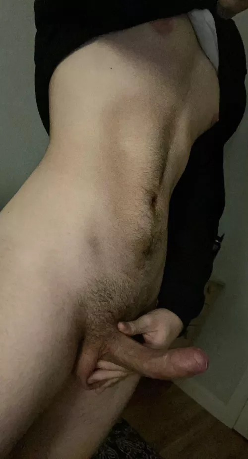 Who’s willing to help me become a better top by Alternative_Ice8499