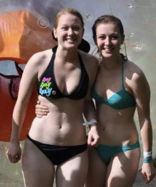 Who’s your fav and what are you doing to her? The more detailed the description, the better. Feel free to describe what you’d do to your second choice as well. by Living_Piece_9048