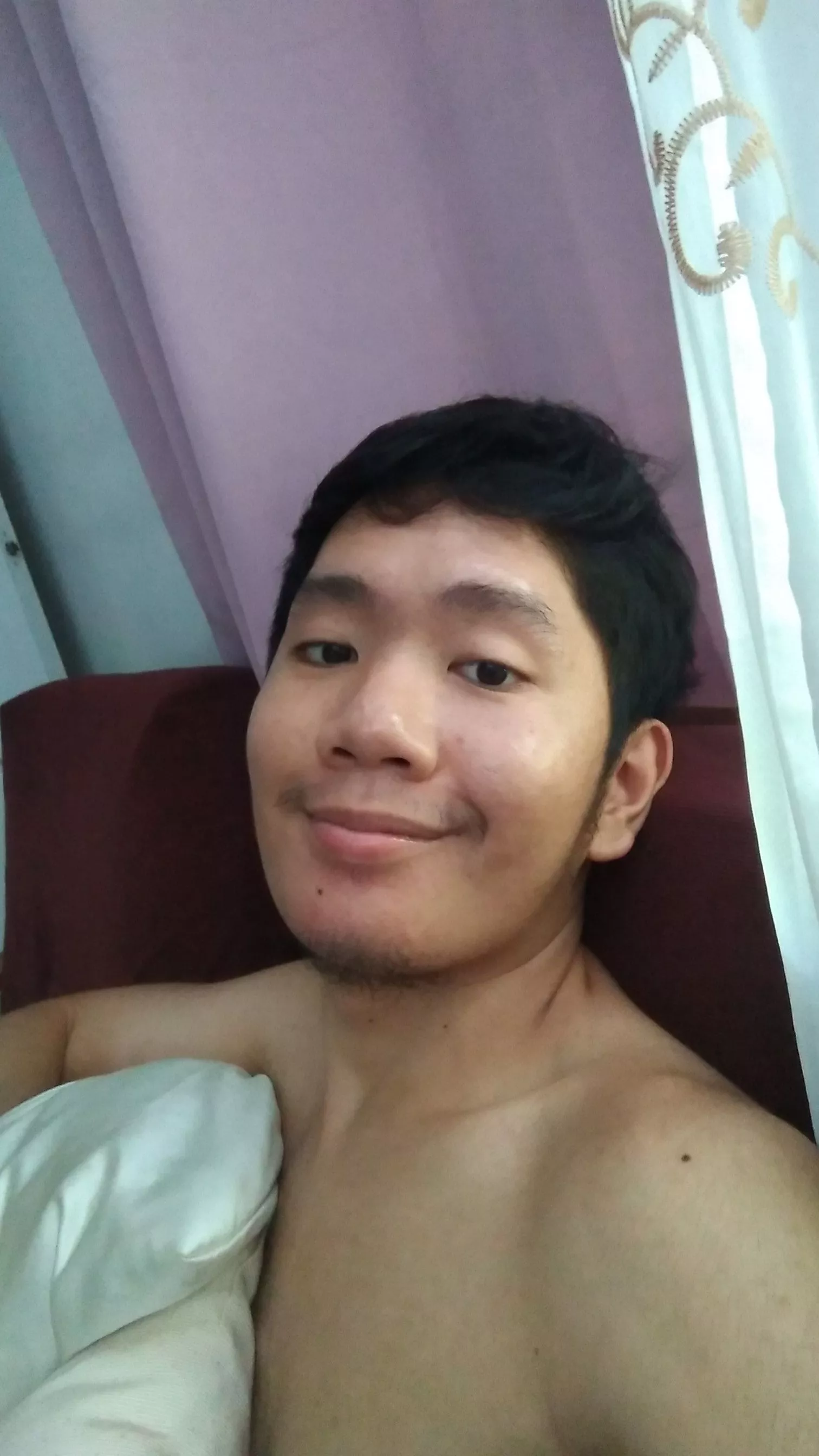 Who's your favorite league of legends champ ? Hint of my favorite champ: ✨🌟 posted by asian2k