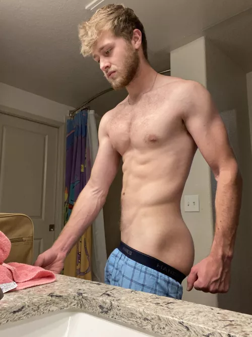 Why am I always most vascular before bed? by cowboyashton