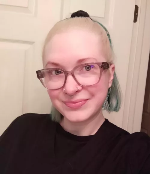 Why did Karen press Ctrl+Shift+Delete? Because she wanted to see the task manager. by the_stephanie_pea