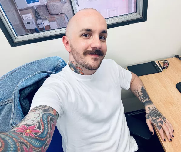 Why does Tuesday feel so long?! #boredselfiesatwork by Sh00ni