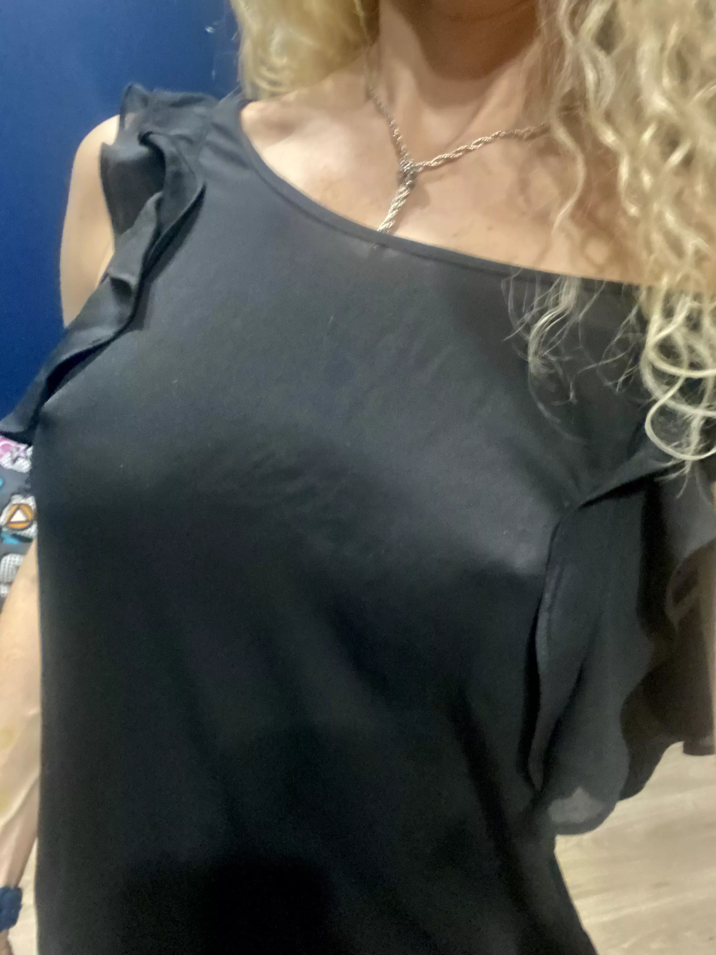 Why not? It’s hot! posted by Karolinadance