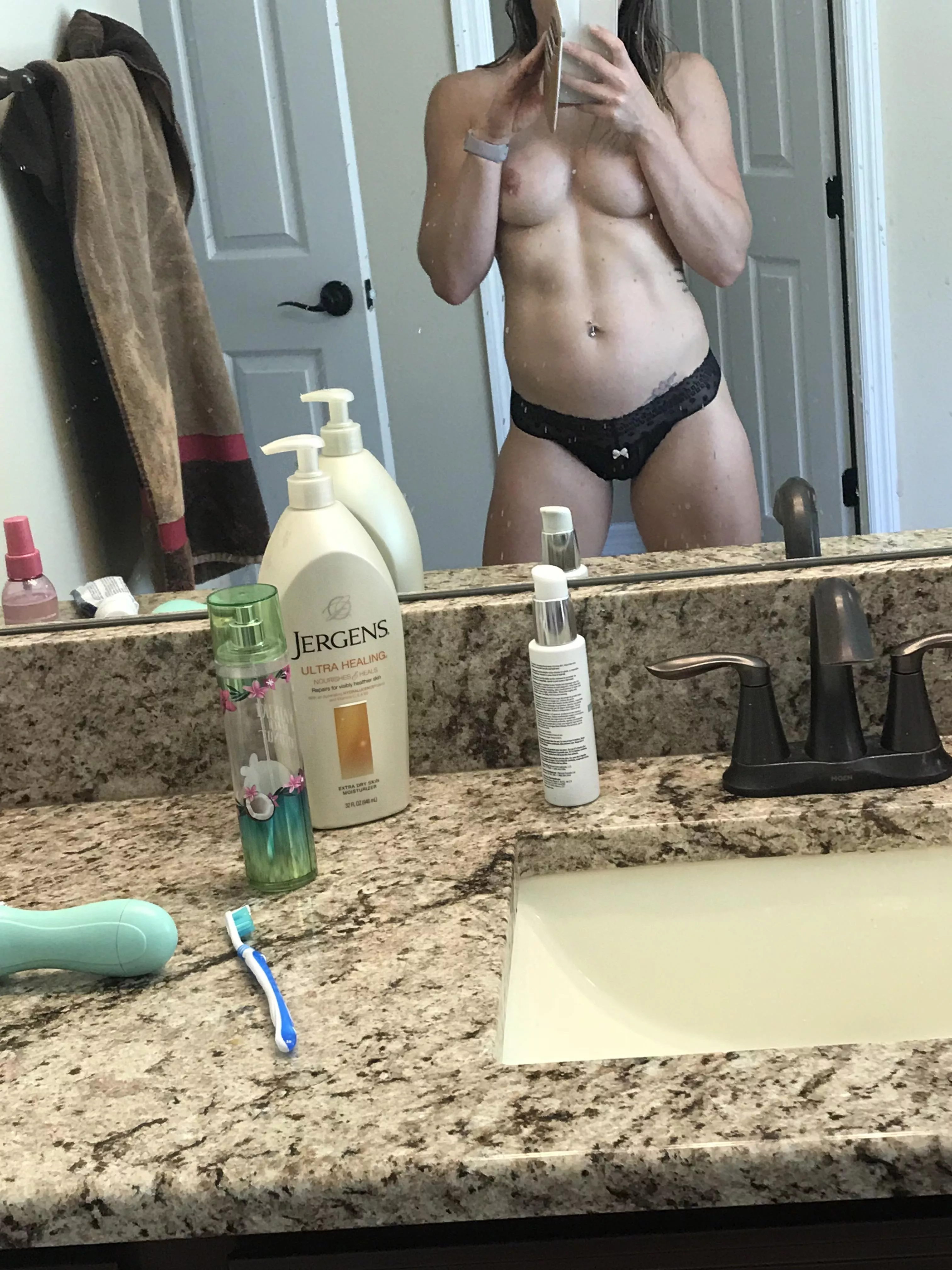 Wife posted by Ibrunnin88