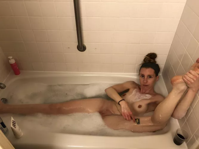 Wife showing off her flexibility on vacation… by g_tepp