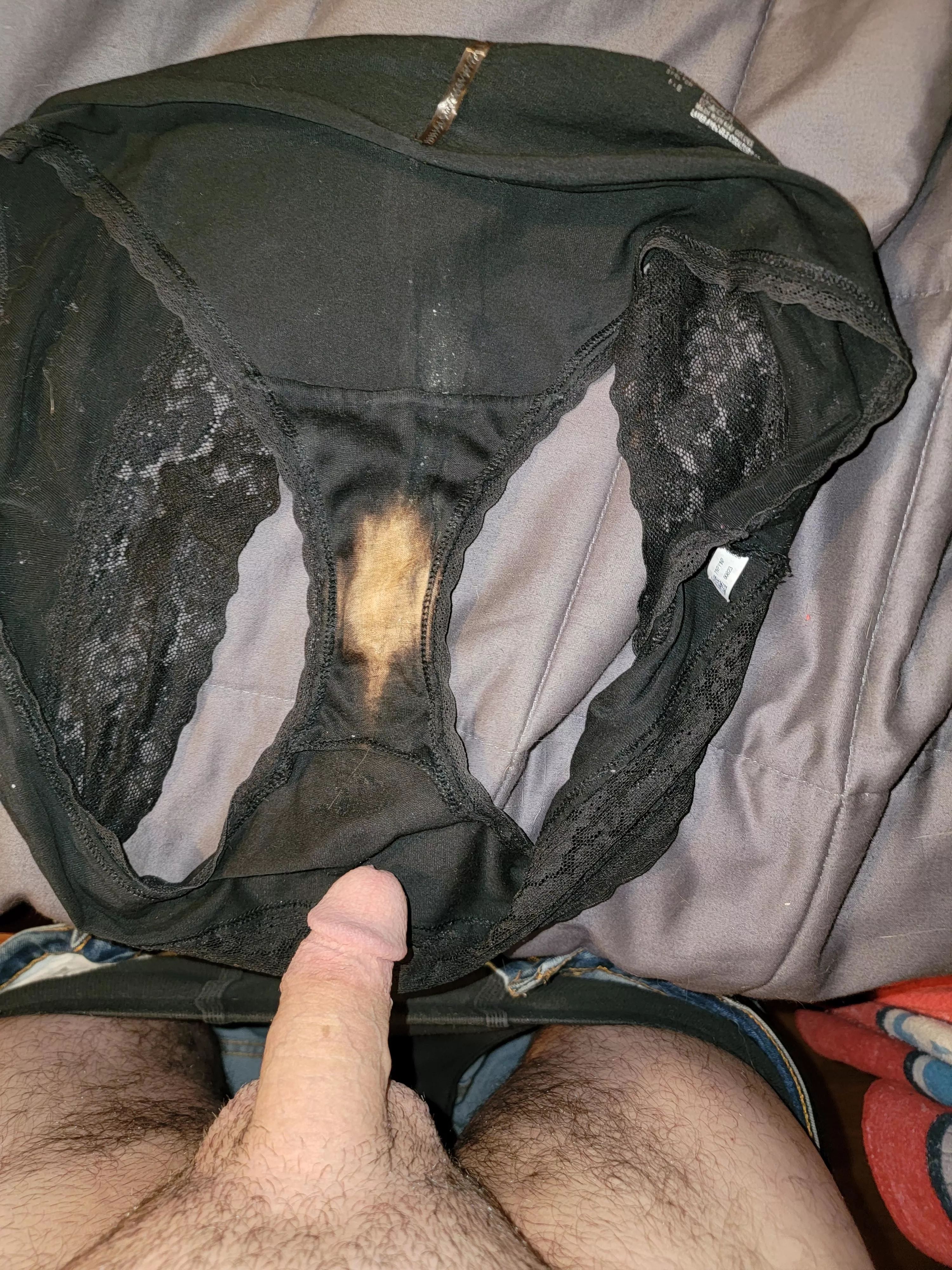Wife's multi-stained panties posted by smalldickhubby2020