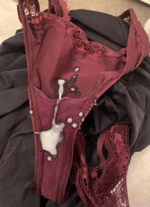 Wife’s wet panties after a workout by bi2024