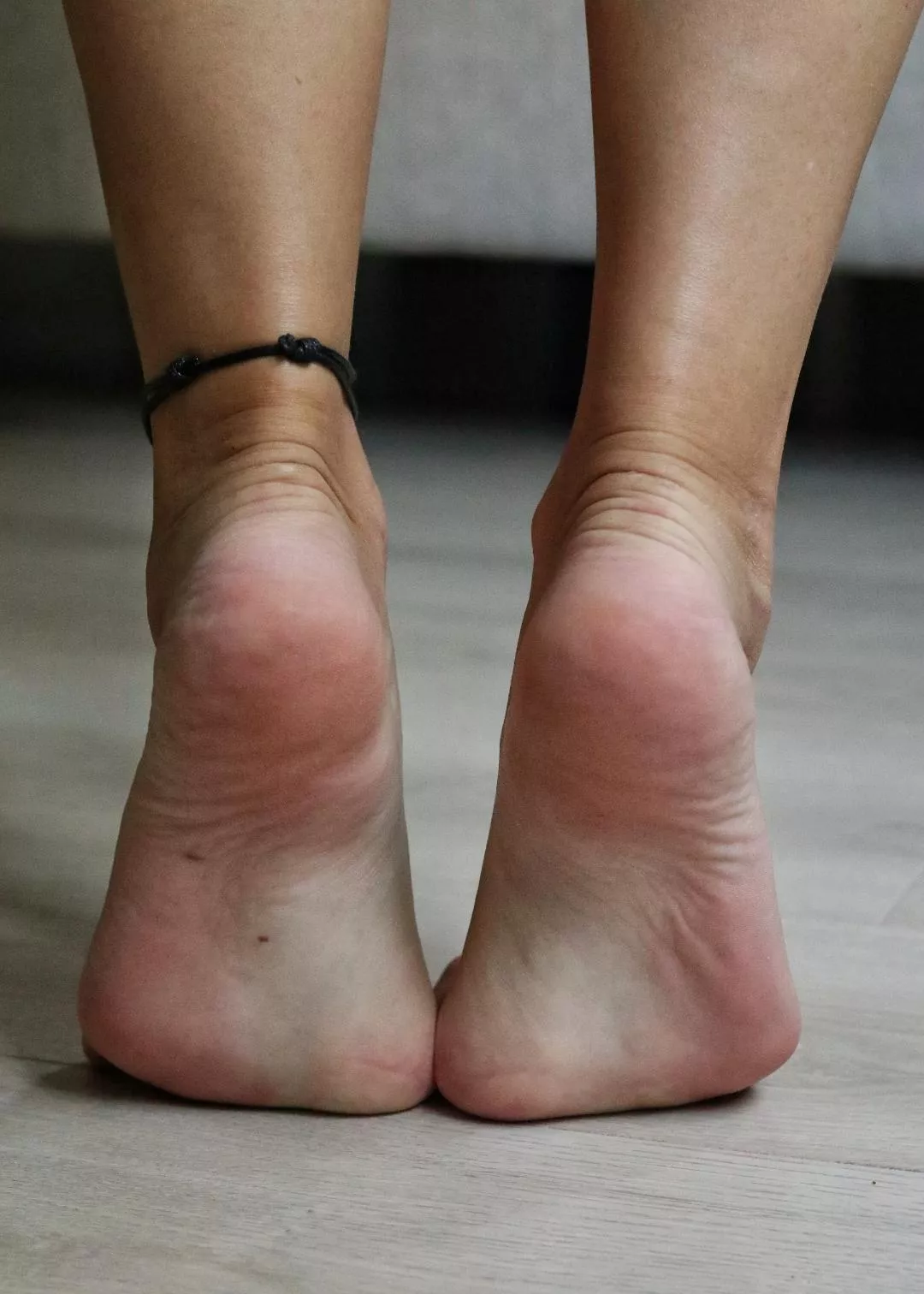 Wifey showing off her soles...what do you think? posted by skymamba