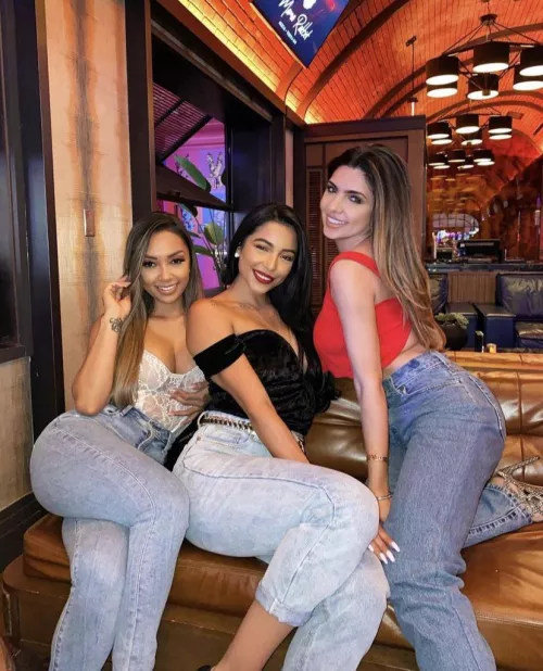 Wild mommies. PM for more of them by mattvermont_