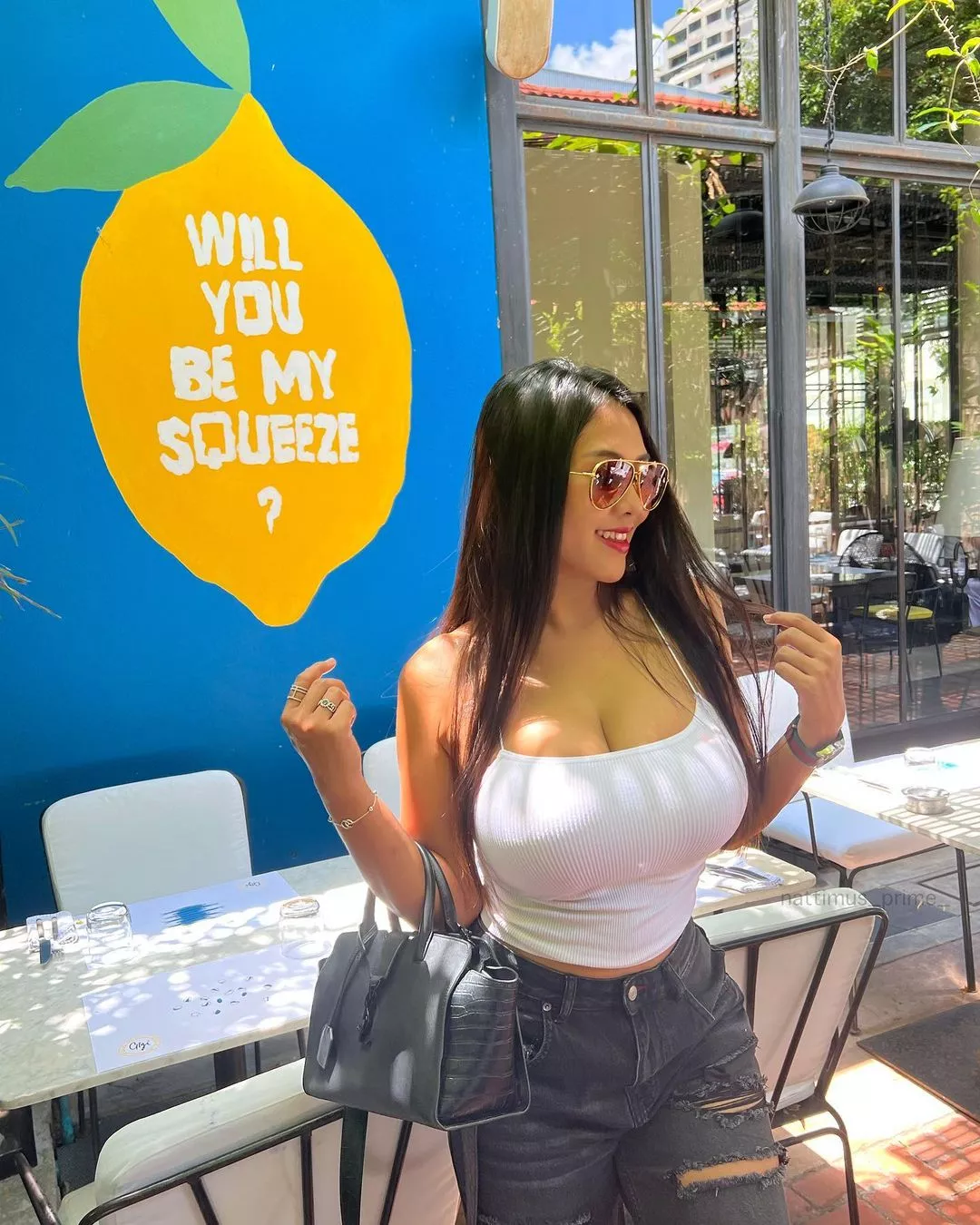 Will you be my squeeze? posted by primenattimus