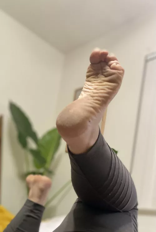 Will you clean my dirty feet between every wrinkle? by ToetallyGirly