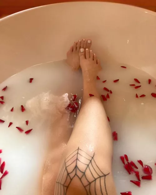 Will you join me in the bathtub?🥵 by UnlikelyLet2669