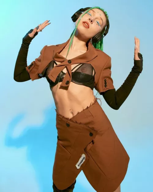 Will you order me to kneel? by Sof1a_M1a