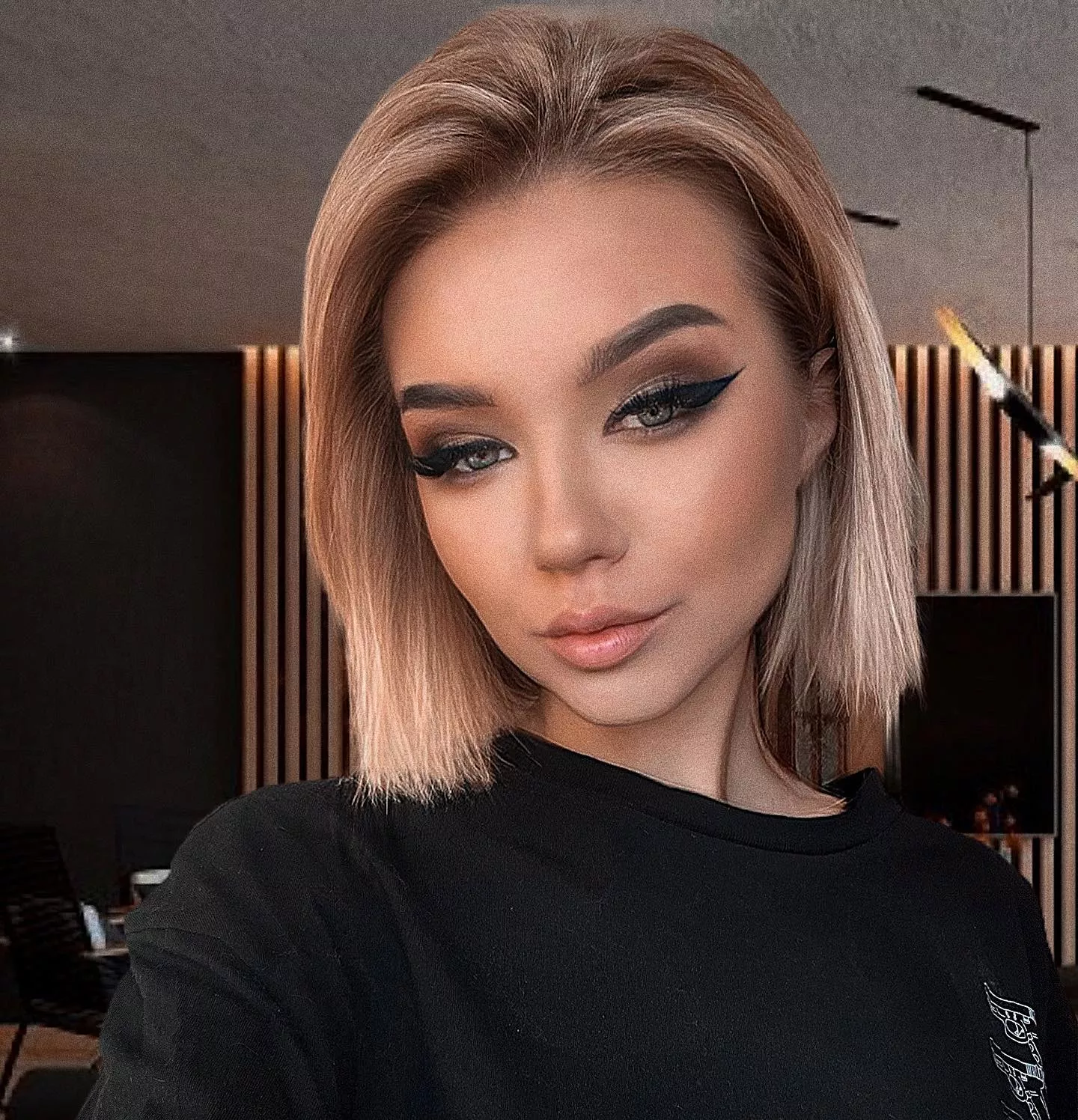 Wings posted by gooningaccount