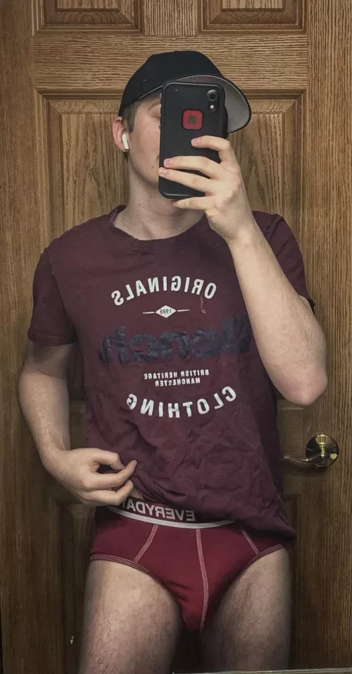 Wish I didn’t have to wear pants today😉 by Autzy23