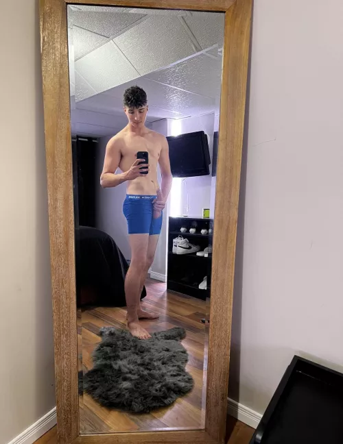 Wish I had a bro to give me a hand (19) by sadboycad